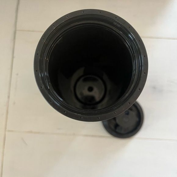 Starbucks Black & Gold 16 oz. Insulated Tumbler - Picture 6 of 7